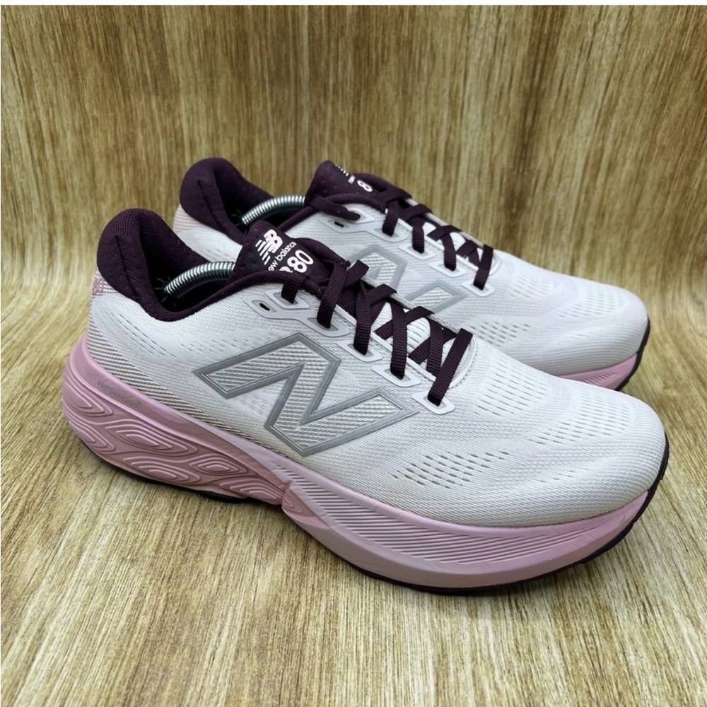 New Balance Women's 880